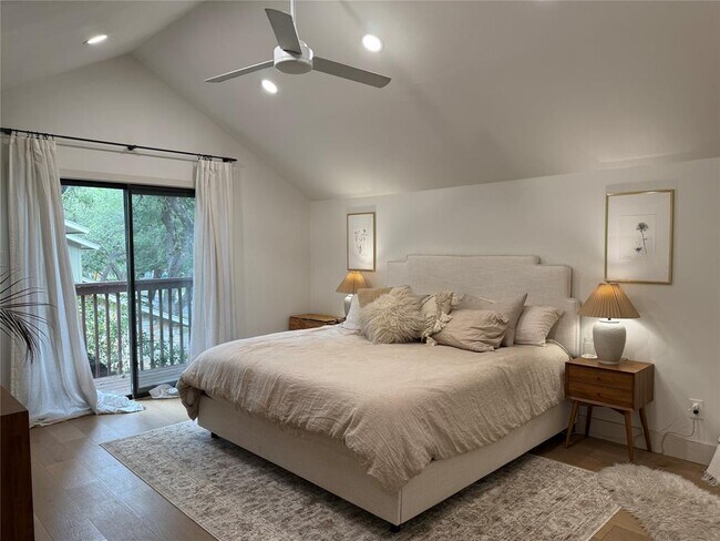 Building Photo - 4814 White Elm Dr