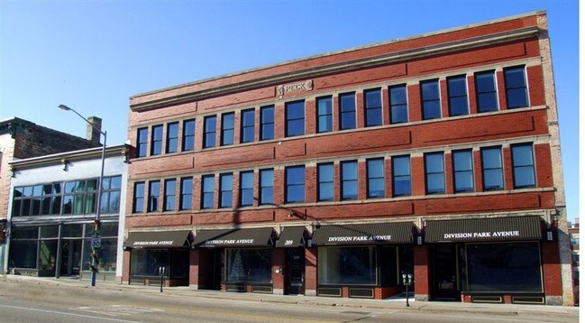 Building Photo - 209 Division Ave S