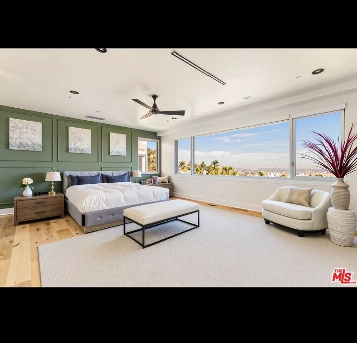 Building Photo - 1610 Viewmont Dr