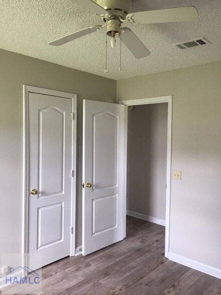 Building Photo - 936 Poppleton Dr