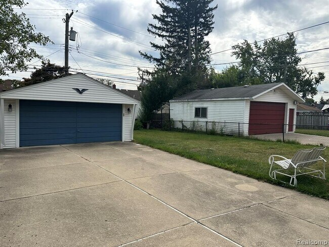Building Photo - 1455 Oakland Ct