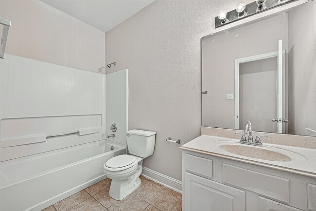 Building Photo - 2234 Tremont Trail Ln