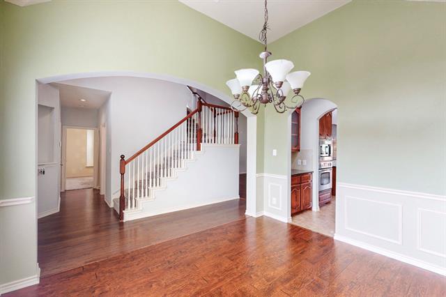 Building Photo - 6925 Cattle Dr