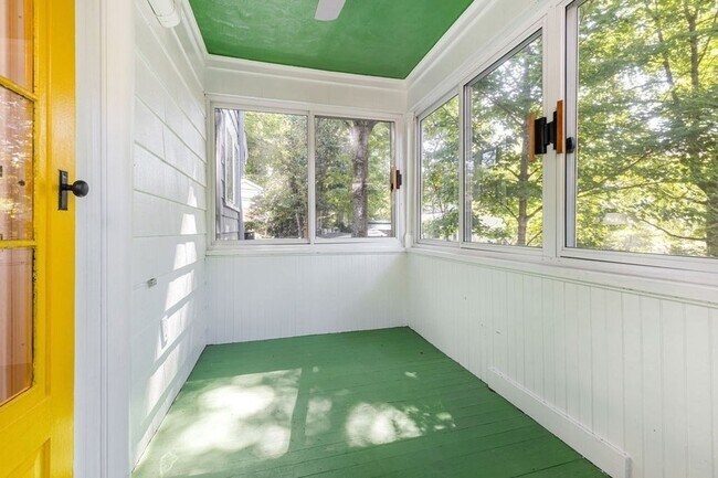 Building Photo - 36 Risley Rd