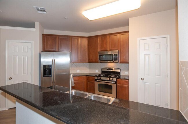 Building Photo - 14815 Avery Ranch Blvd
