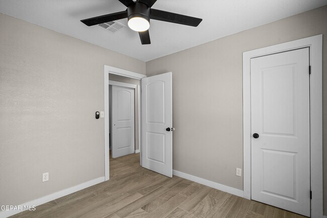 Building Photo - 11721 Valle Del Paseo Dr