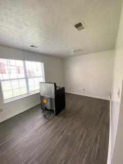 Building Photo - 98 Andrea Dr