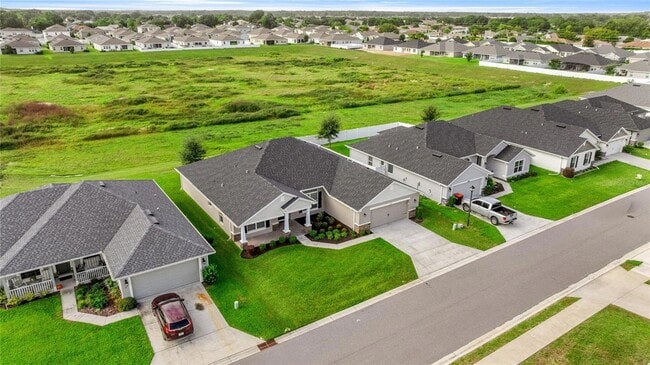 Building Photo - 5826 SW 83rd Ln