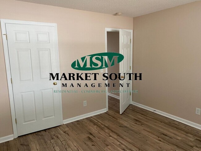 Building Photo - **COMING SOON!!**  BENTON BLVD BEAUTY -- ARBOR VILLAGE