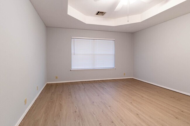 Building Photo - 10501 NW 45th St