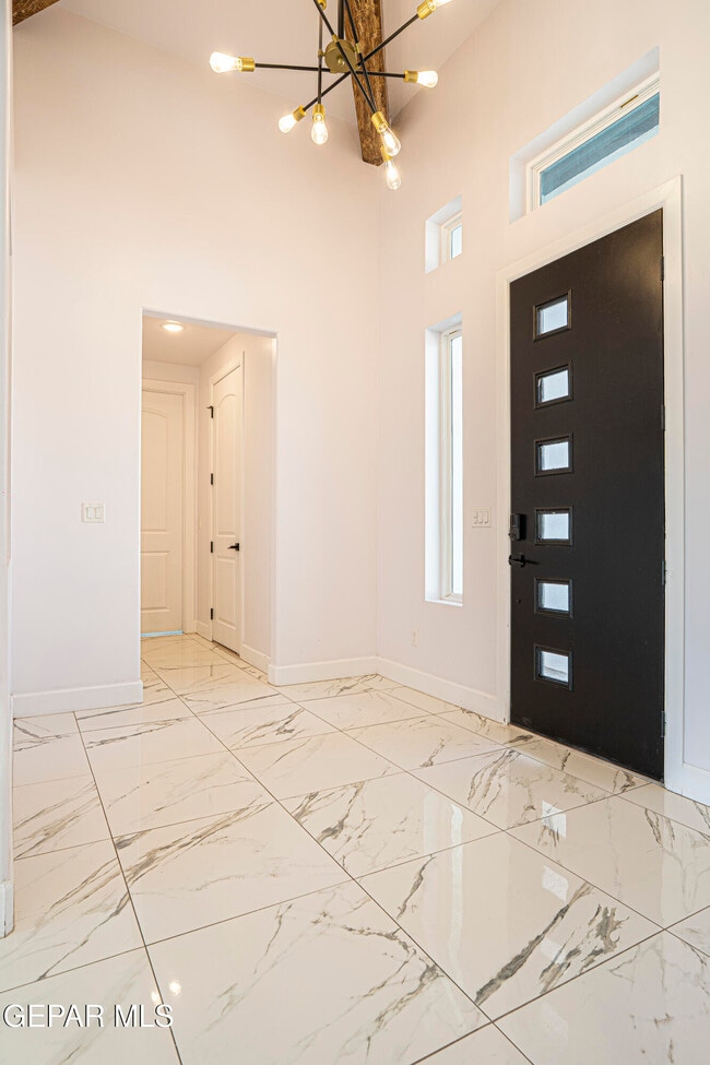 Building Photo - 7344 Bobcat Hollow Dr