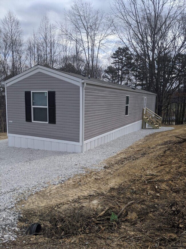 Building Photo - 249 Devils Neck Rd