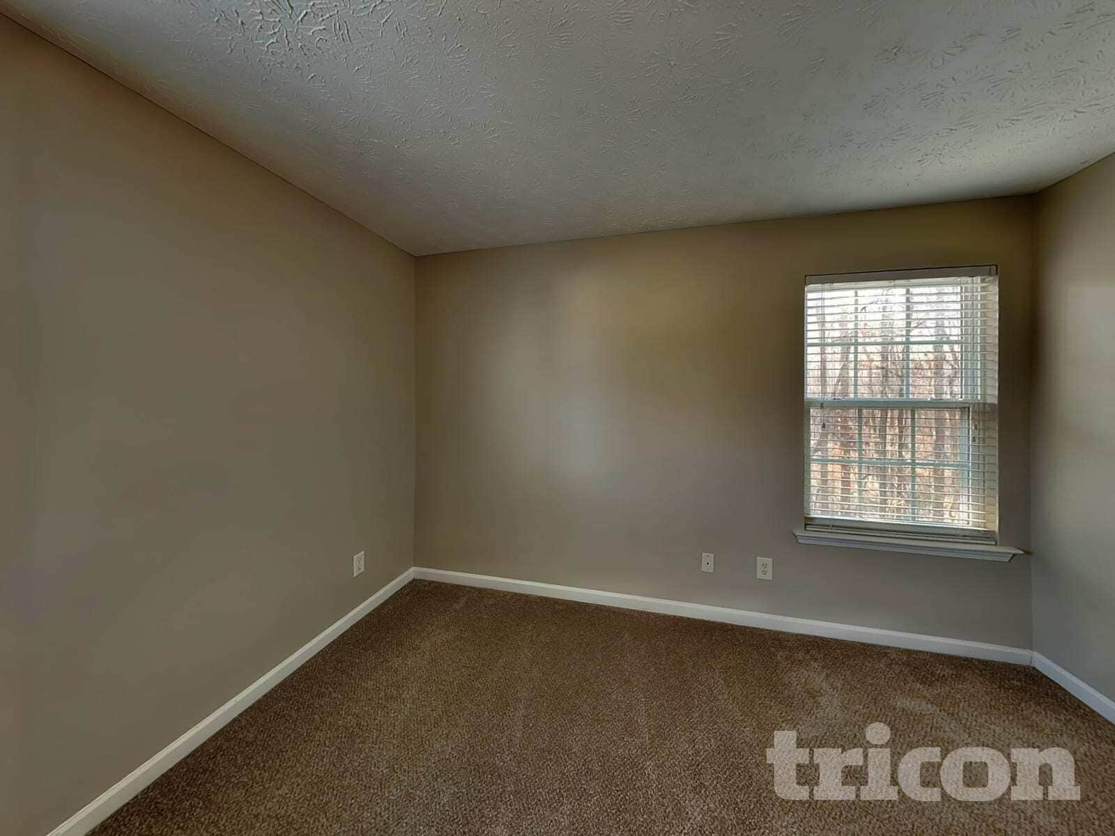 Building Photo - 3243 Deer Valley Dr NW