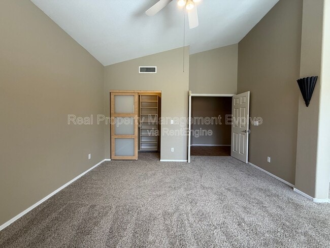 Building Photo - 4721 E Bighorn Ave