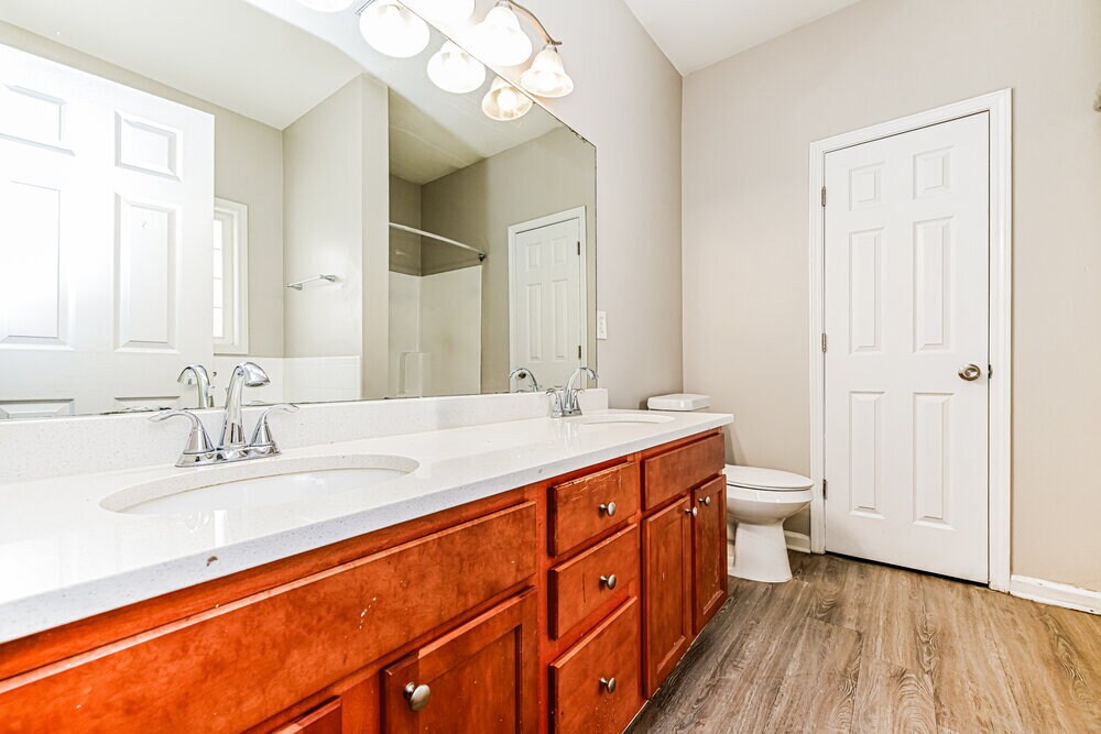 Building Photo - 512 Anglewood Trace