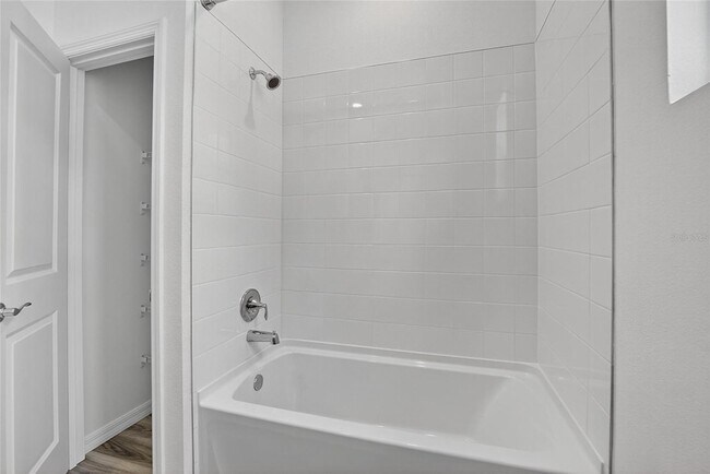 Building Photo - 4027 Westwood Flds Lp