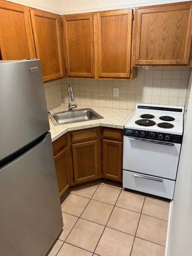 Building Photo - 482 NY-145