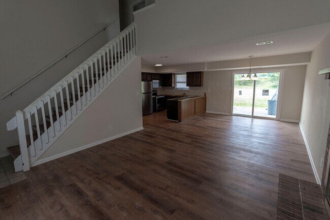 Building Photo - 1911 Mirtle Grove Ct