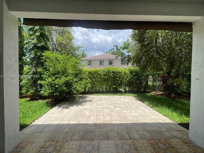 Building Photo - 1137 Croton Ct