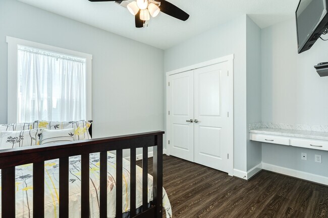 Building Photo - 12940 John Reynolds Rd