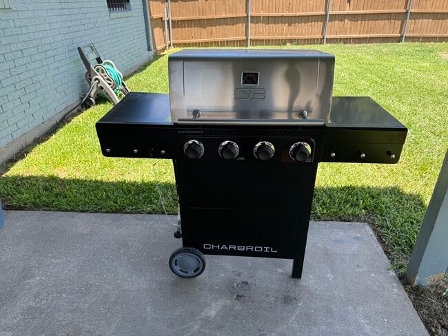 Building Photo - 3100 Valley Forge Trail