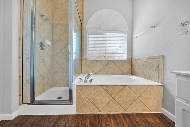 Building Photo - 439 Dandelion Bend