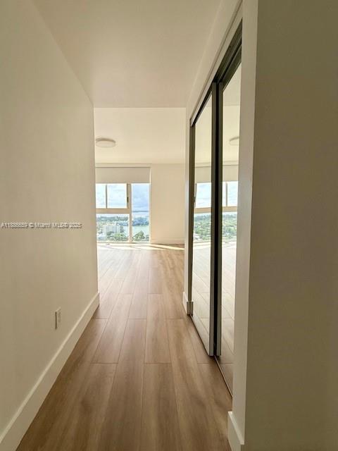 Building Photo - 4775 Collins Ave