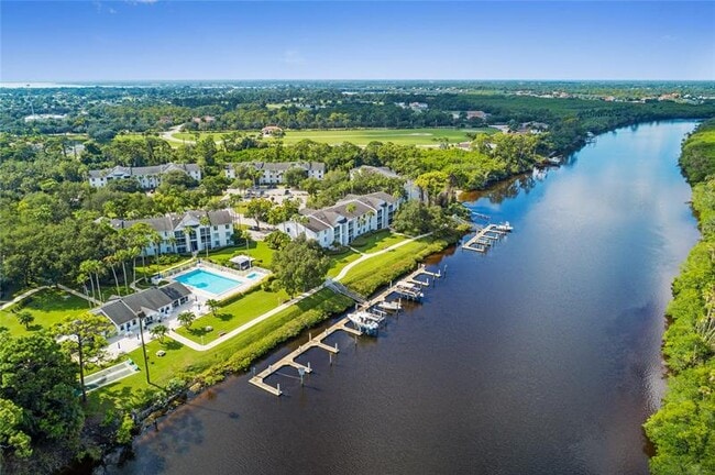Building Photo - 2502 SE Anchorage Cove