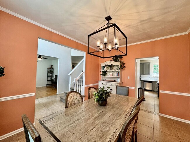 Building Photo - First-Time Rental! Available 08-07-26 - Fenced Yard, Pet Friendly, Attached 2-Car Garage!