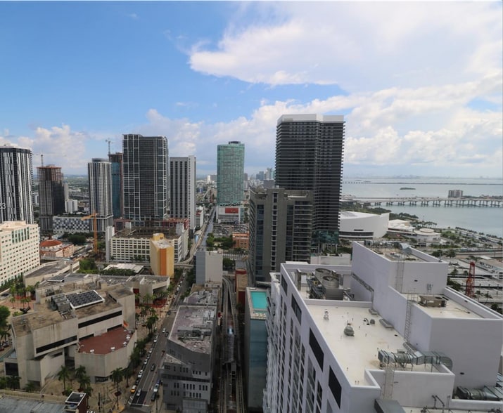 Building Photo - 133 NE 2nd Ave