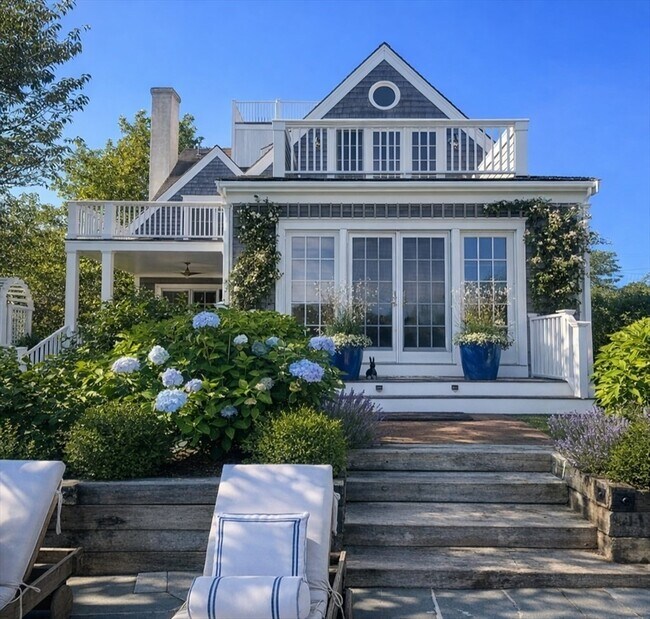 Building Photo - 44 Main St