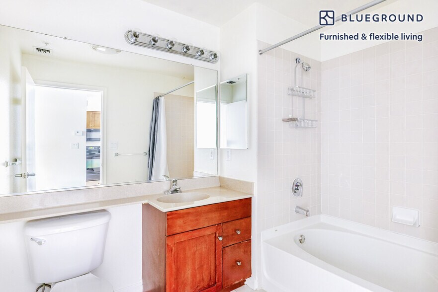 Building Photo - 754 The Alameda