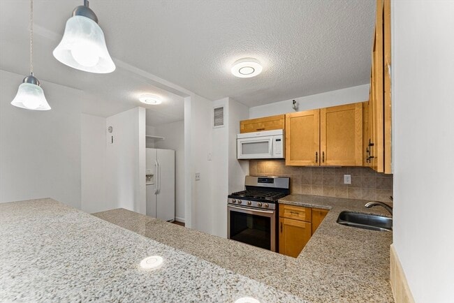 Building Photo - 151 Tremont St