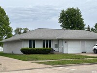 Building Photo - 514 N Main St
