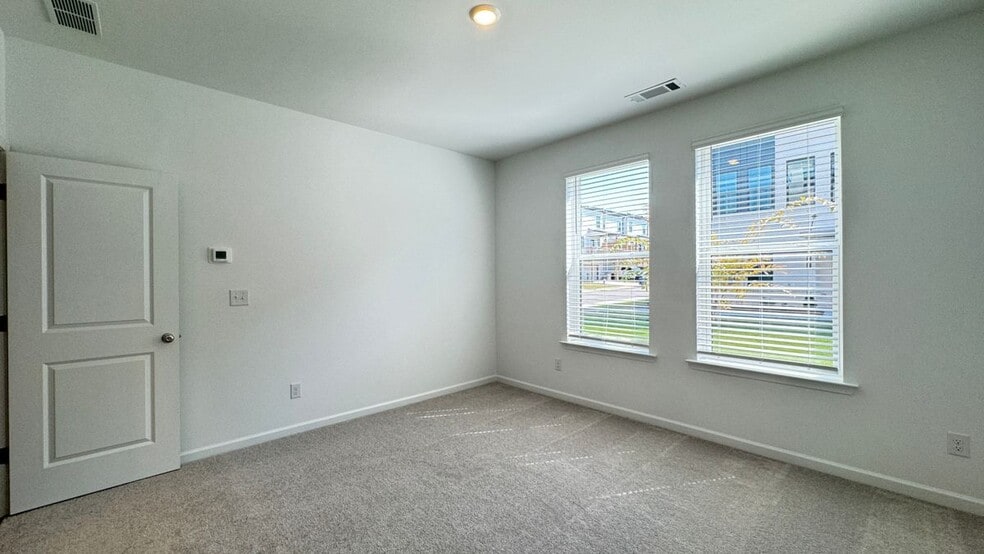 Building Photo - 9 Peeples Dr