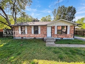 Building Photo - 212 New Shackle Island Rd