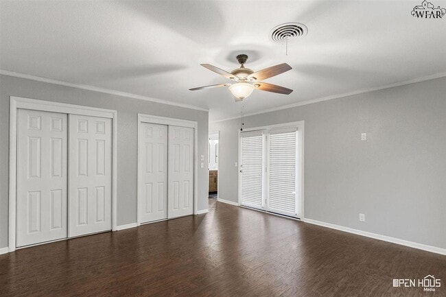 Building Photo - 4805 Big Bend Dr
