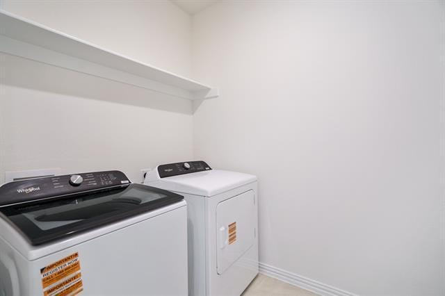 Building Photo - 300 Yellowstar Ln