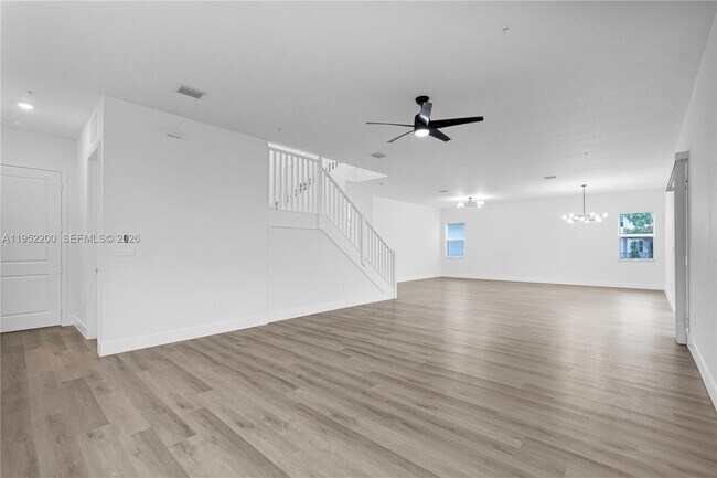 Building Photo - 4422 SW 122nd Ter