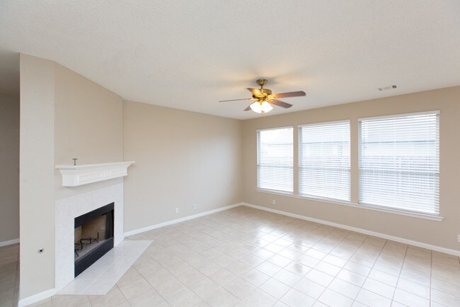 Primary Photo - 1628 War Horse Ln