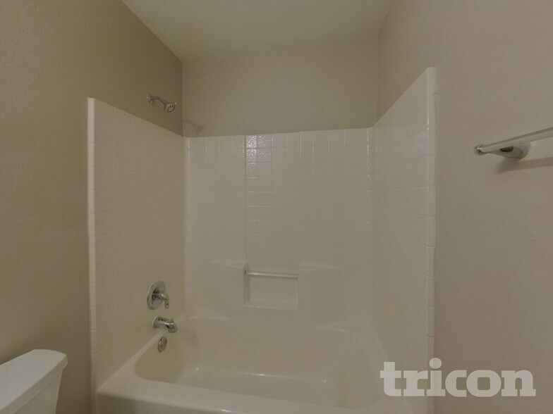 Building Photo - 5604 Nacona Dr