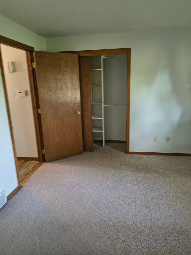 Building Photo - 1059 Rock Ledge Ln