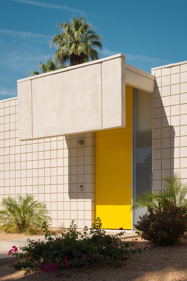 Building Photo - 483 Sandpiper St