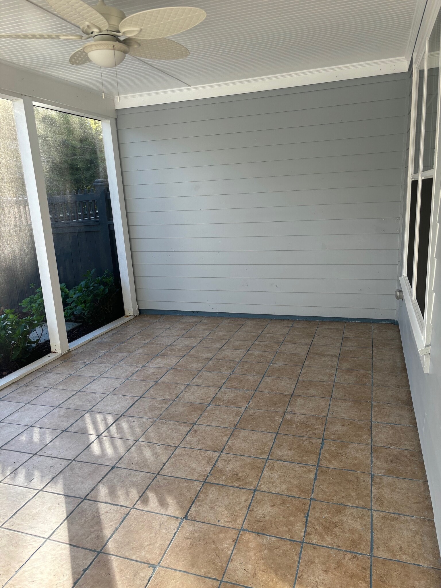 Building Photo - 2069 Kings Gate Ln