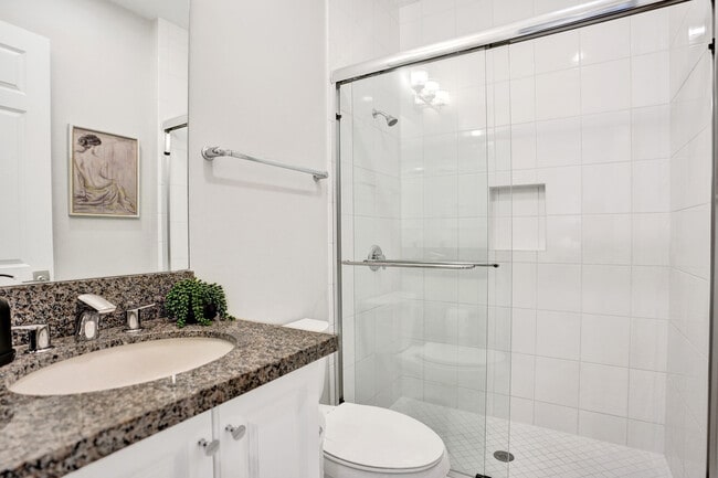 Building Photo - 9052 Chauvet Wy