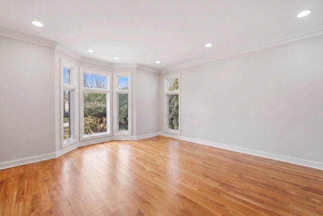 Building Photo - 2181 2nd St