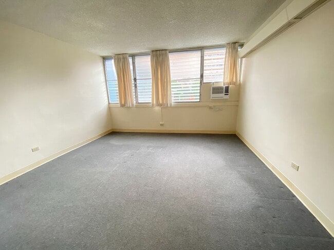 Building Photo - RYCROFT TERRACE- 1 Bed, 1 Bath, 1 Parking ...