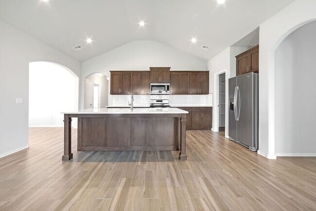 Building Photo - 4/2/2 Dream Home in Owasso!