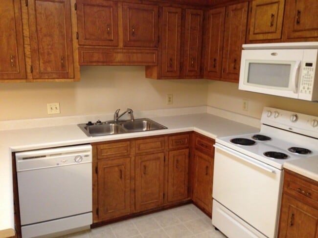 Building Photo - 156 Thames Valley Ct