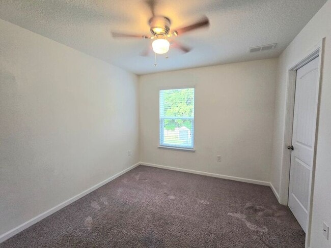 Building Photo - 5860 Magnolia Bend Blvd